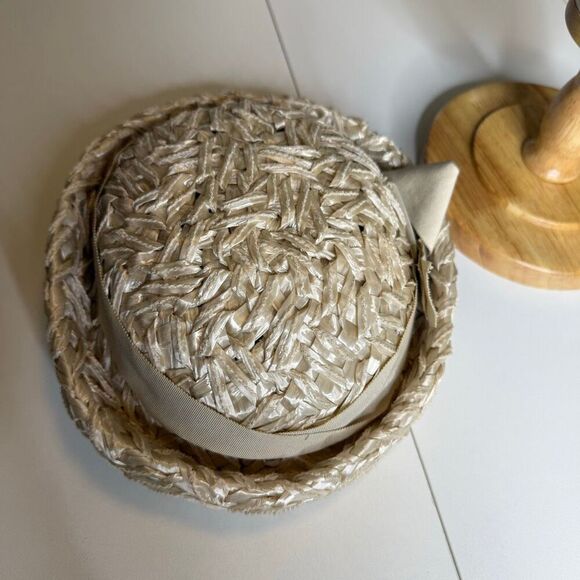 Vintage Mr. Martin Cream Raffia Pillbox Hat With Grosgrain Ribbon main image 8